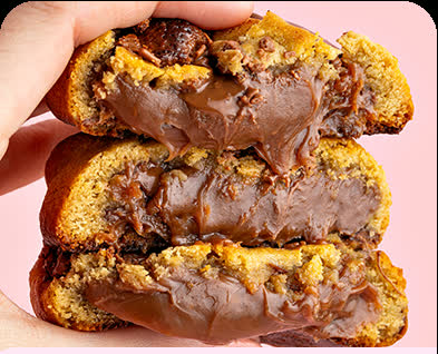 Cookie recheado sabor Brigadeiro